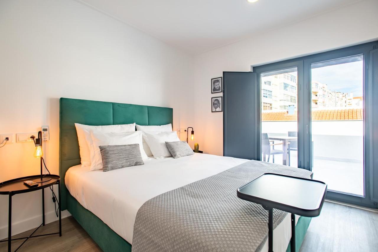 Lizbon South Bed Hostel Барейро Екстериор снимка
